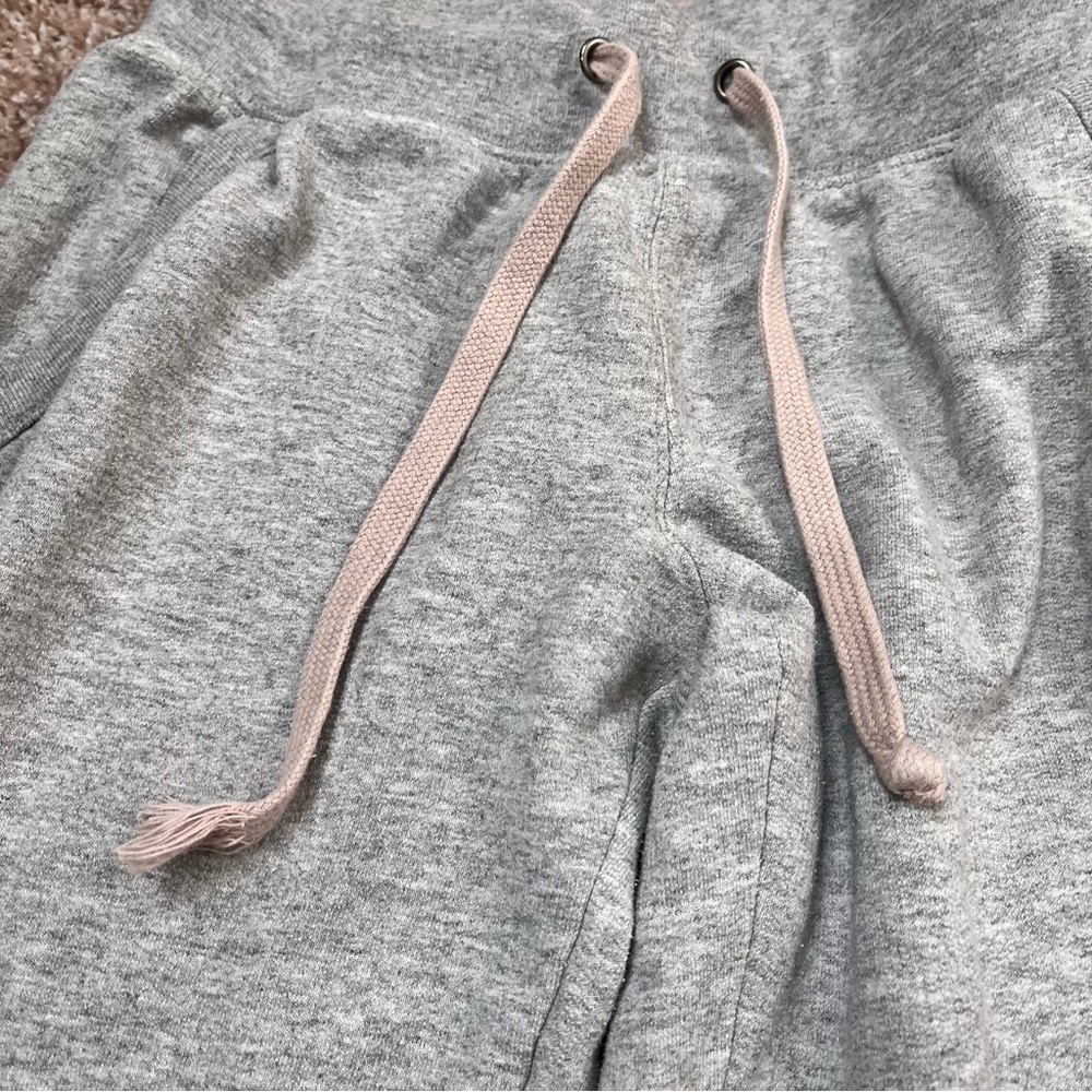 Clear Out Bundle! 8 pieces, about 5 pounds - EDIT: no Nike blue zip up hoodie - Picture 12 of 15